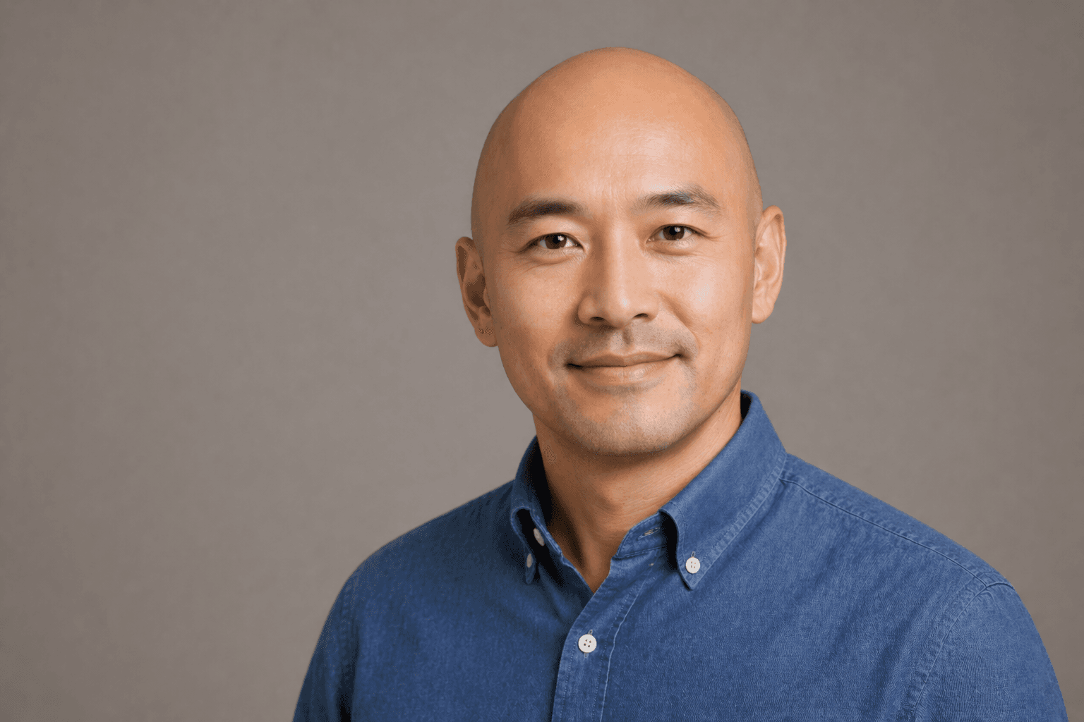 Portrait of Lin Chen, engineering lead at Hirona